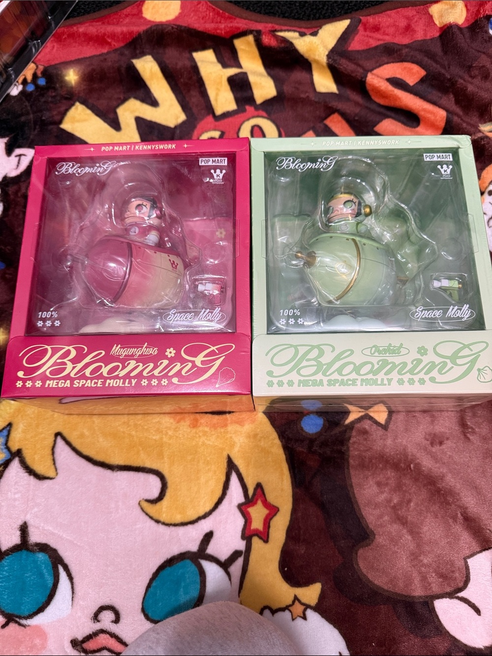 Blooming Mega Space Molly 100% Figures